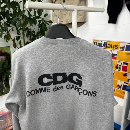 꼼데가르송 cdg 맨투맨 L